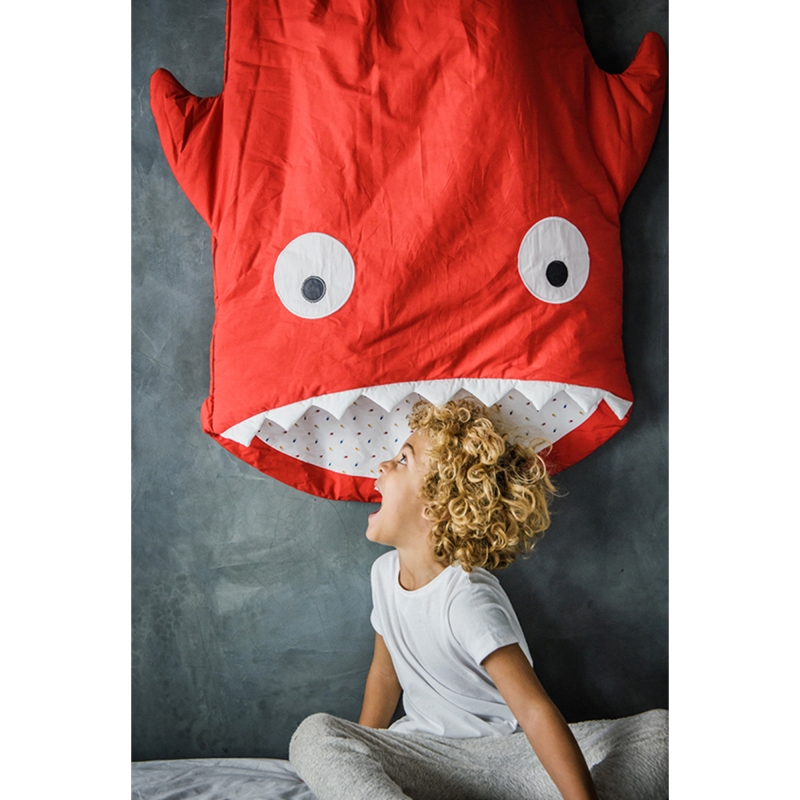 Red Kids Sleeping Bag / Pills Lining