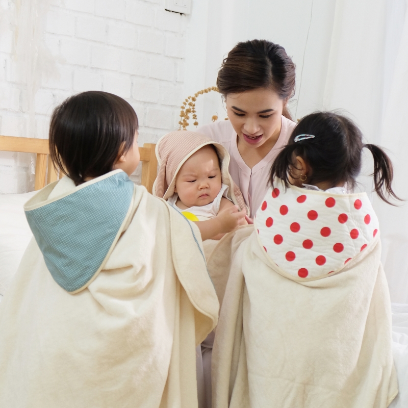 Multifunctional Baby Bath Towel / White spot, Pink ground